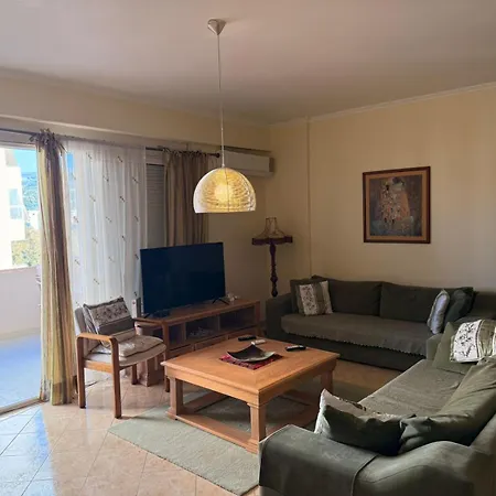 Artan Apartments *